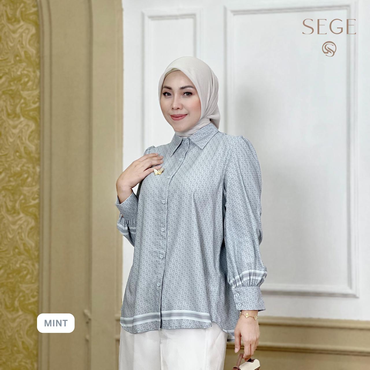 Dera Monogram Shirt byMDLY