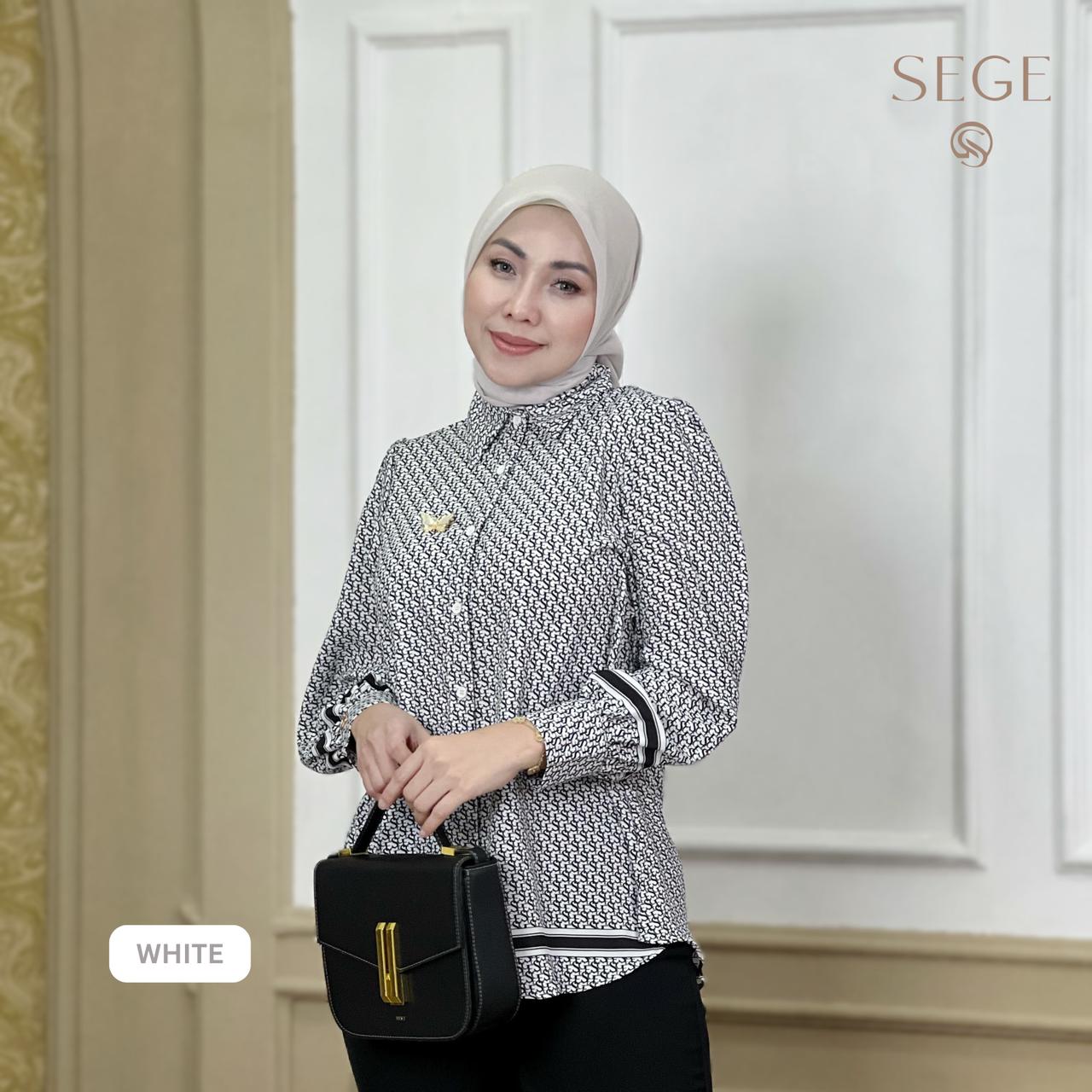 Dera Monogram Shirt byMDLY