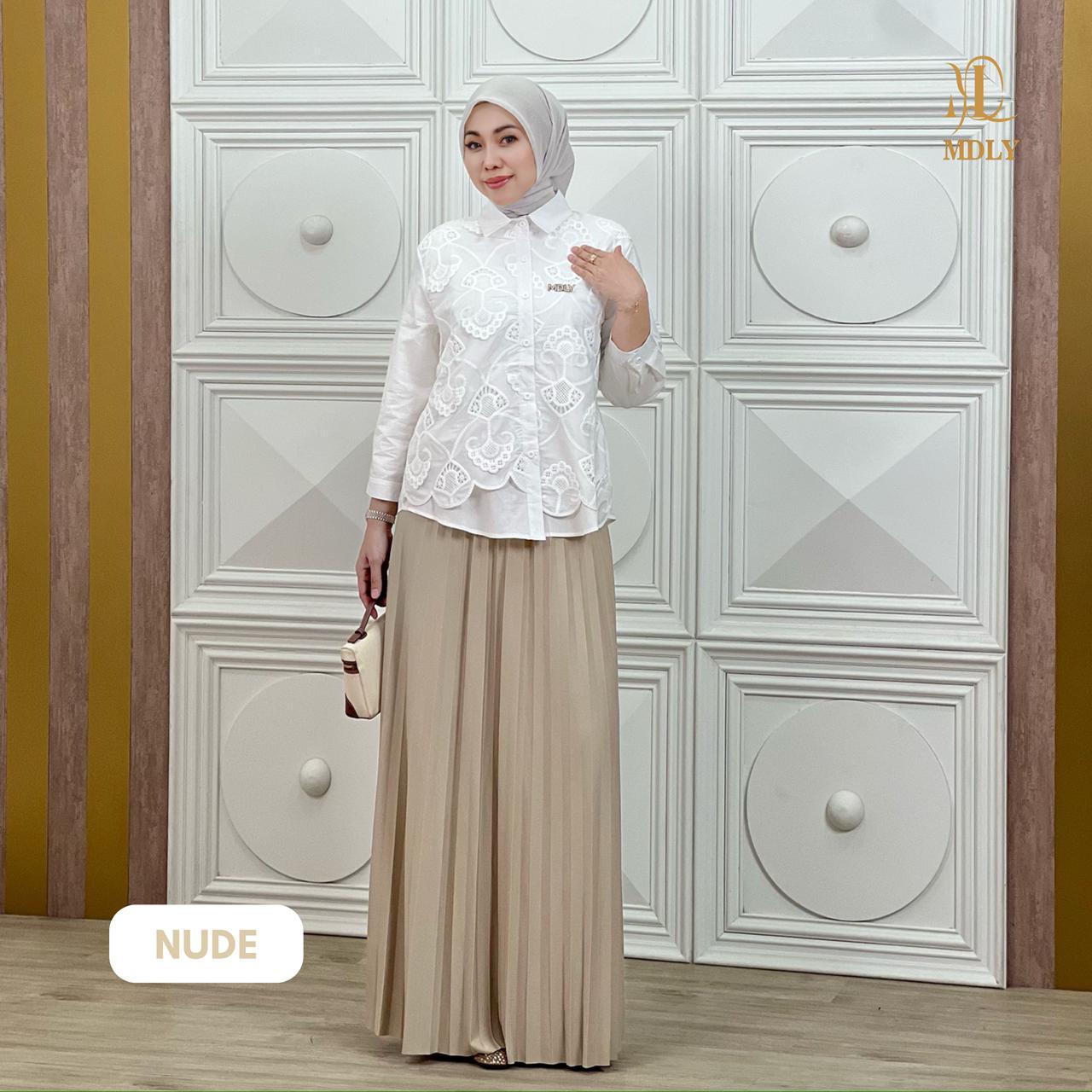 Basic Pleats Skirt New Collection by MDLY