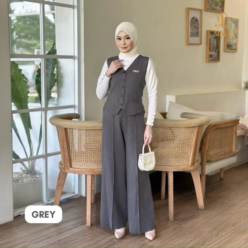 Image of Julia Knit Set Vest by MDLY