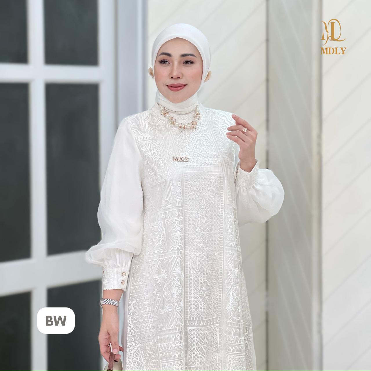 Jeenha Vol.2 Dress by MDLY