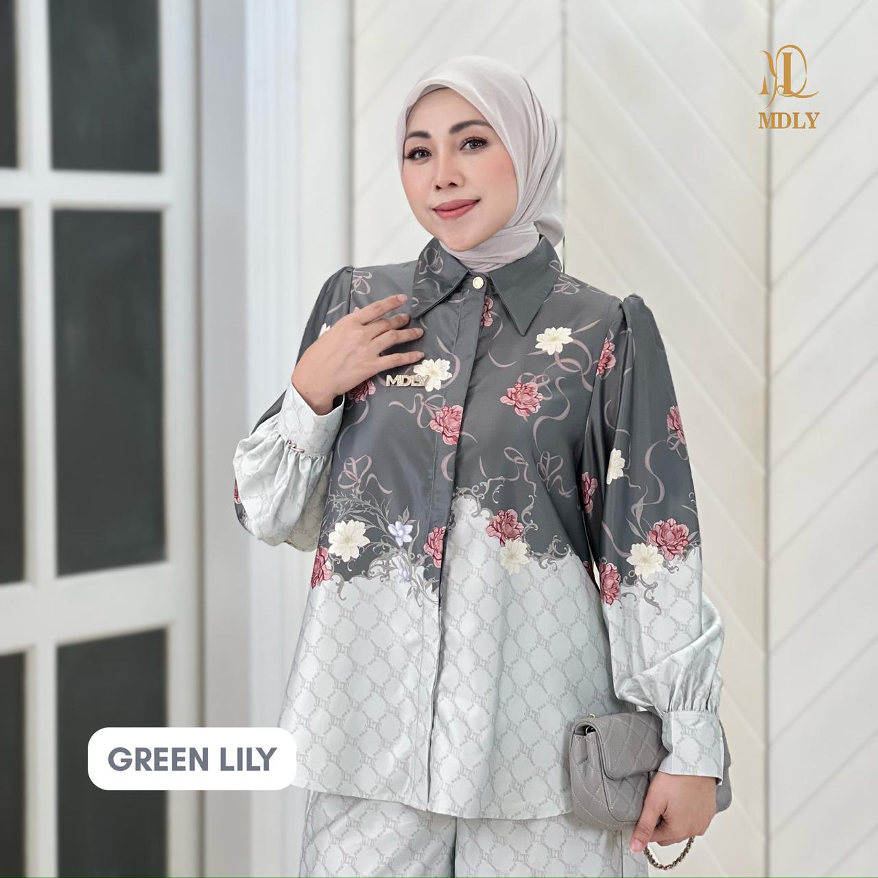 Aira Monogram Set by MDLY