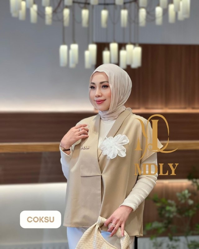 BLOOMING VEST BY MDLY