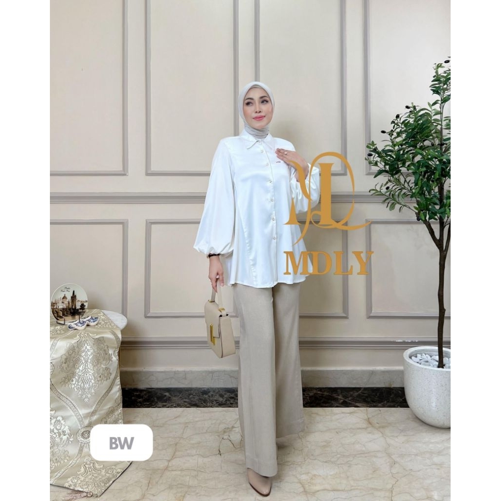 Baju Atasan Wanita Kekinian/Atasan Wanita Polos Elegan Premium/Hannah Lux Shirt by MDLY
