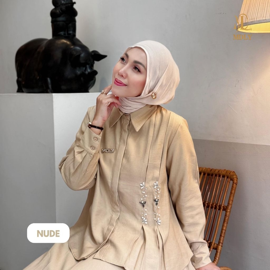 Baju Setelan Wanita Kekinian Elegan/One Set Rok Wanita Casual Adem/Belle Set By MDLY