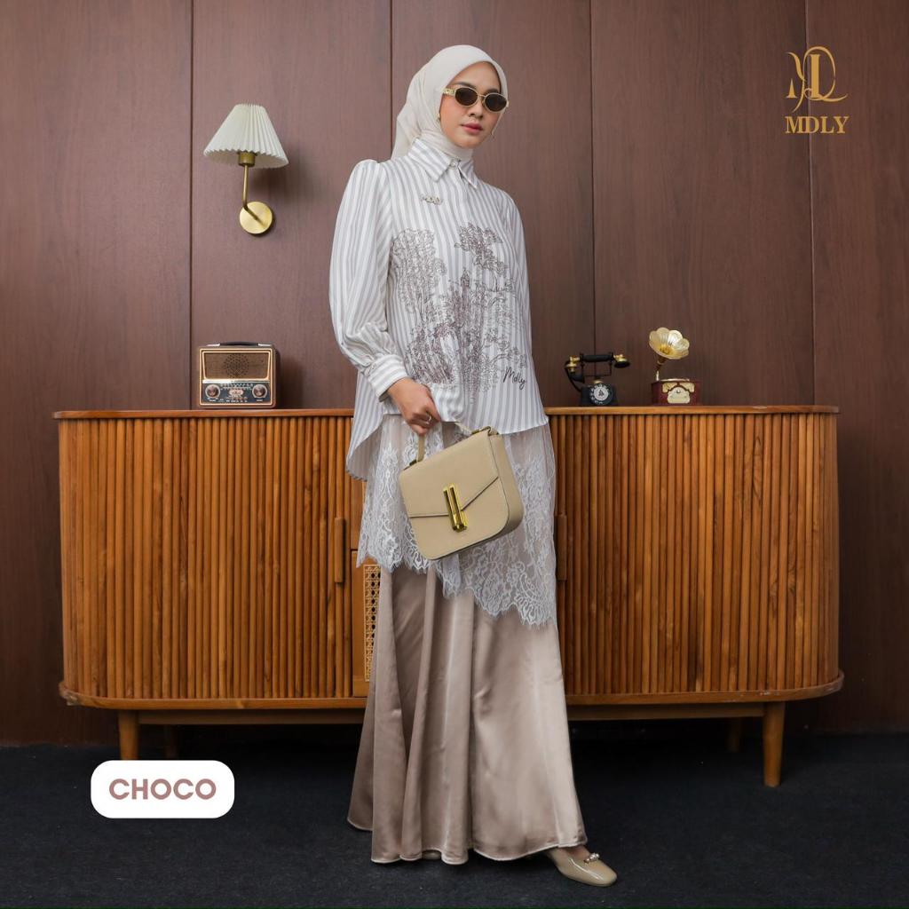 Gardenia Stripes Shirt by MDLY