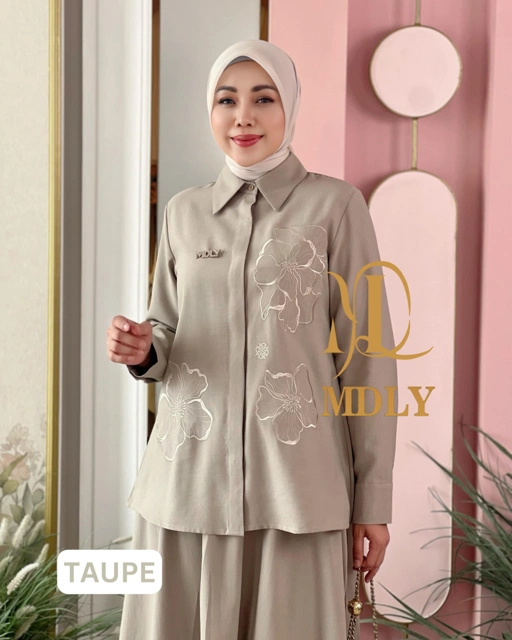Image of Numee Skirt Set
