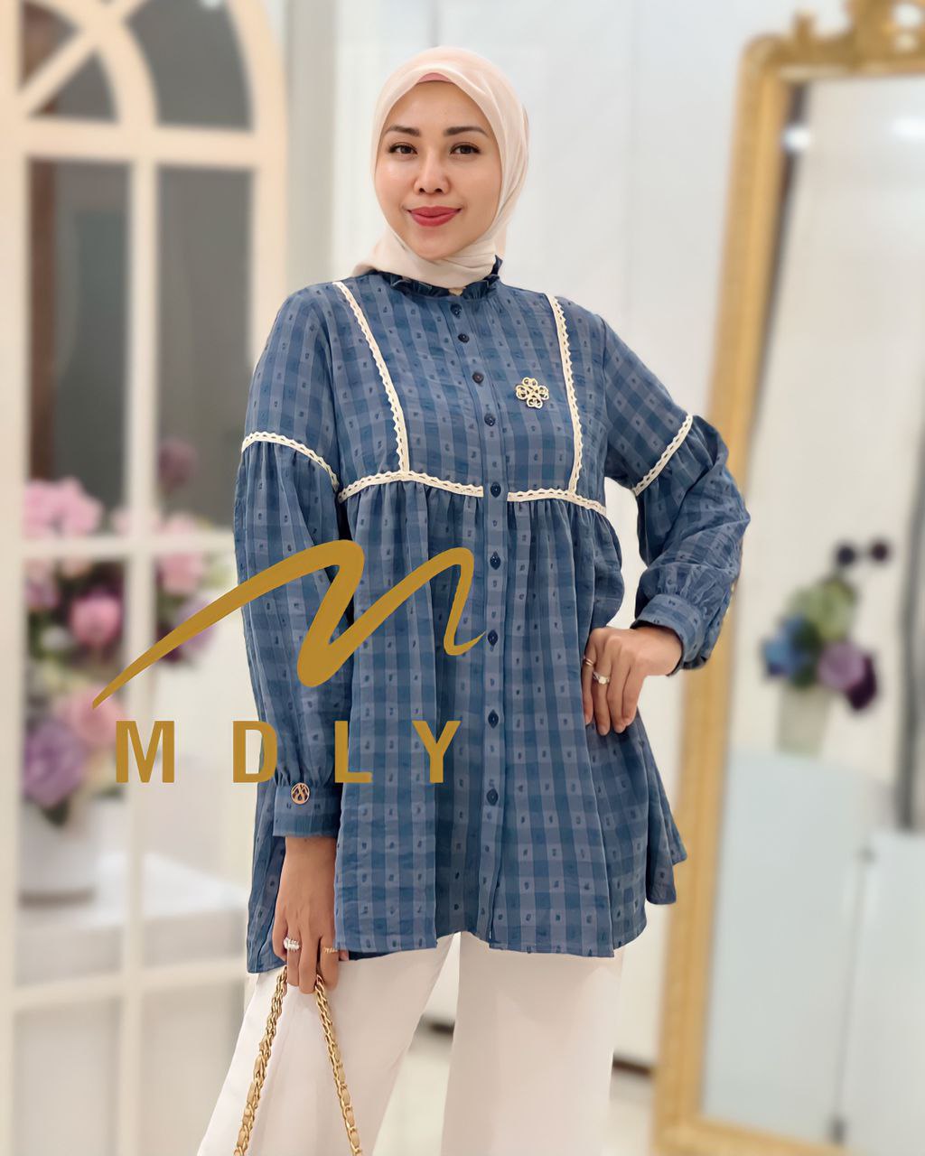 Yumi Lace Blouse