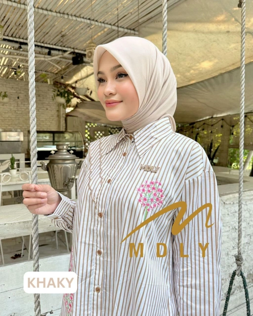 Image of MDLY baju kemeja atasan Nayra Stripes Shirt by Mdly