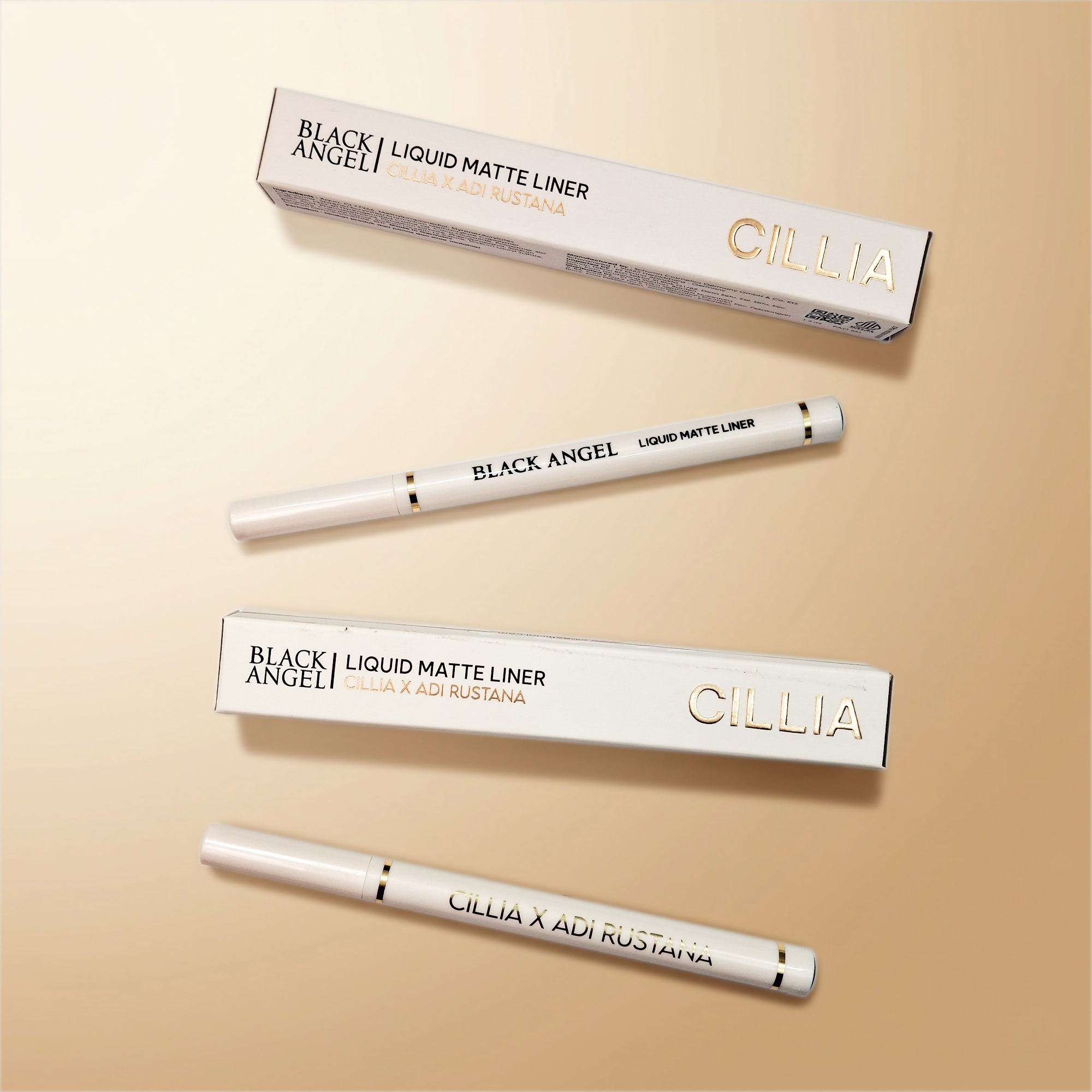 Eyeliner Black Angel Cillia X Adi Rustana Super Black