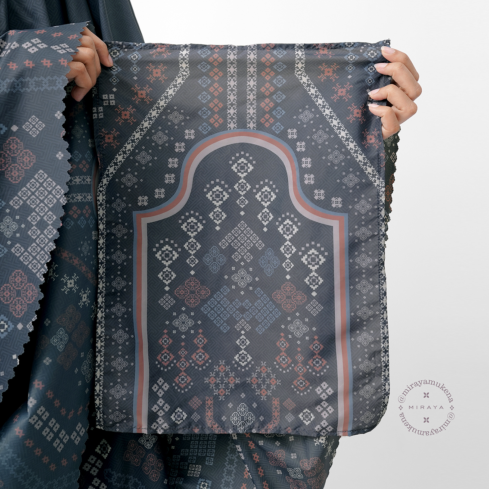 Mukena Compact Miraya Myriad Navy