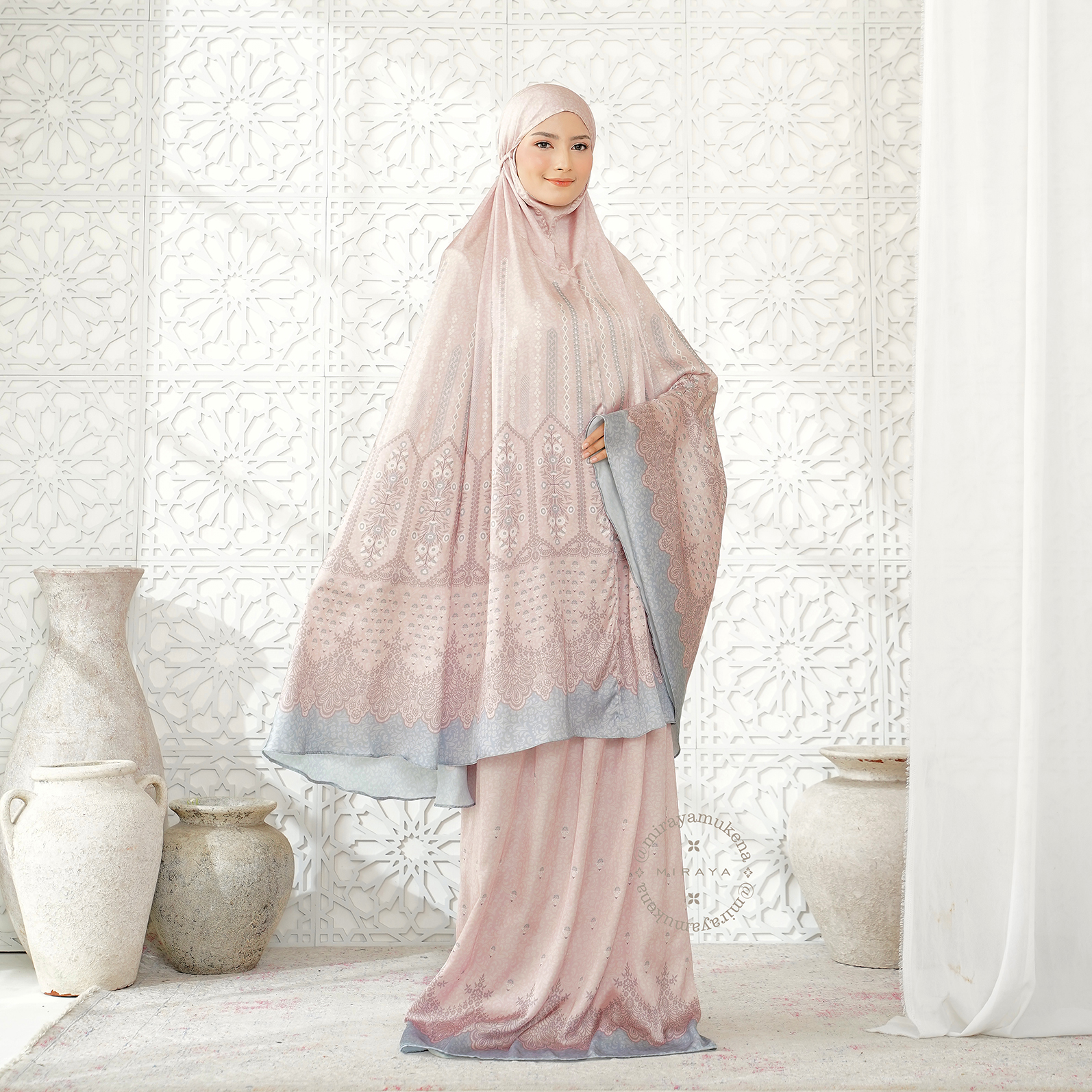 Hampers Mukena Sajadah Frilly Petal