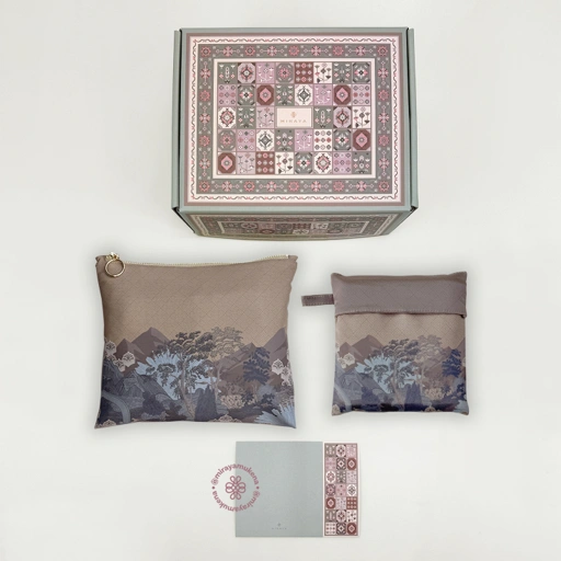 Image of Hampers Mukena Sajadah Miraya Le Marais Gold