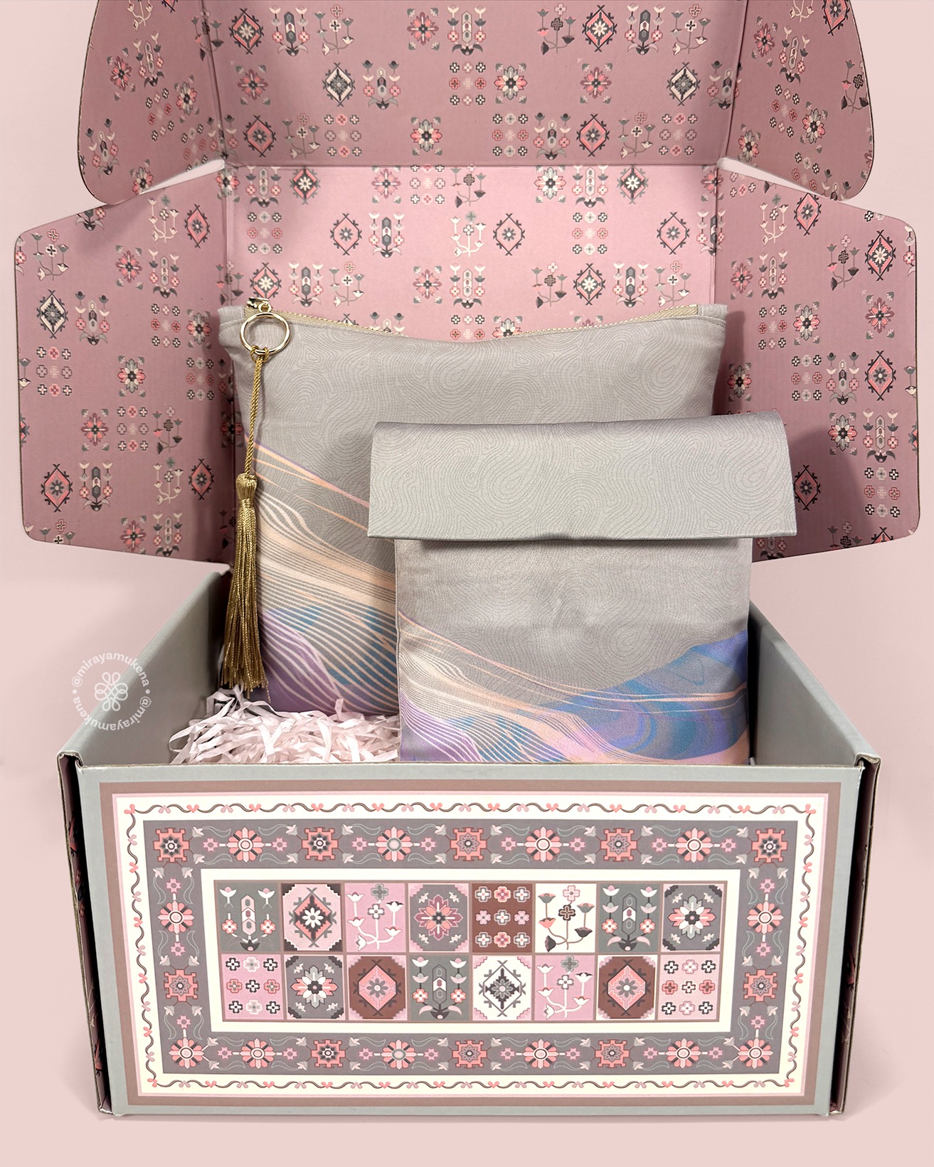 Hampers Mukena Sajadah Miraya Flare Pearl Grey