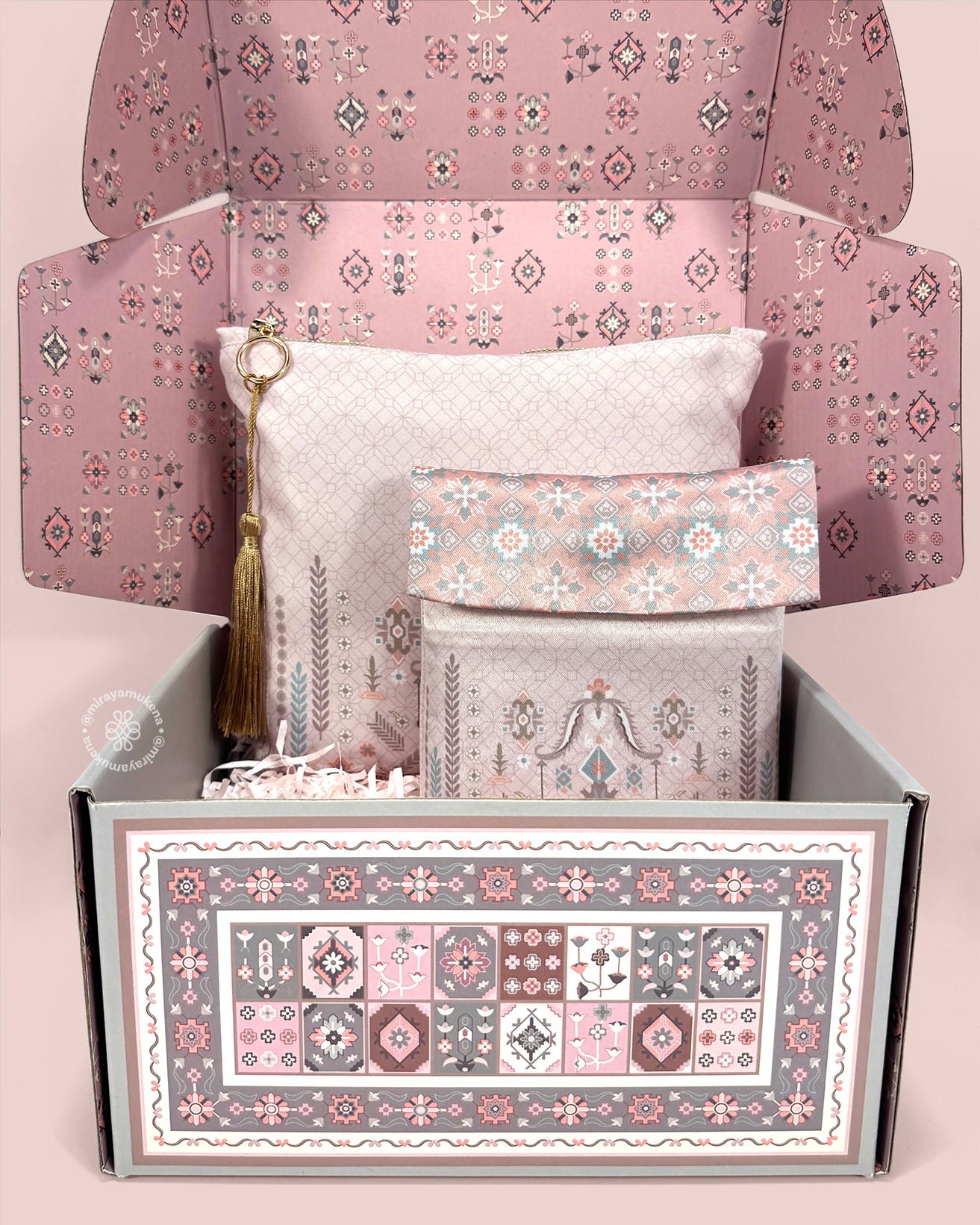 Hampers Mukena Sajadah Miraya Folk Pink