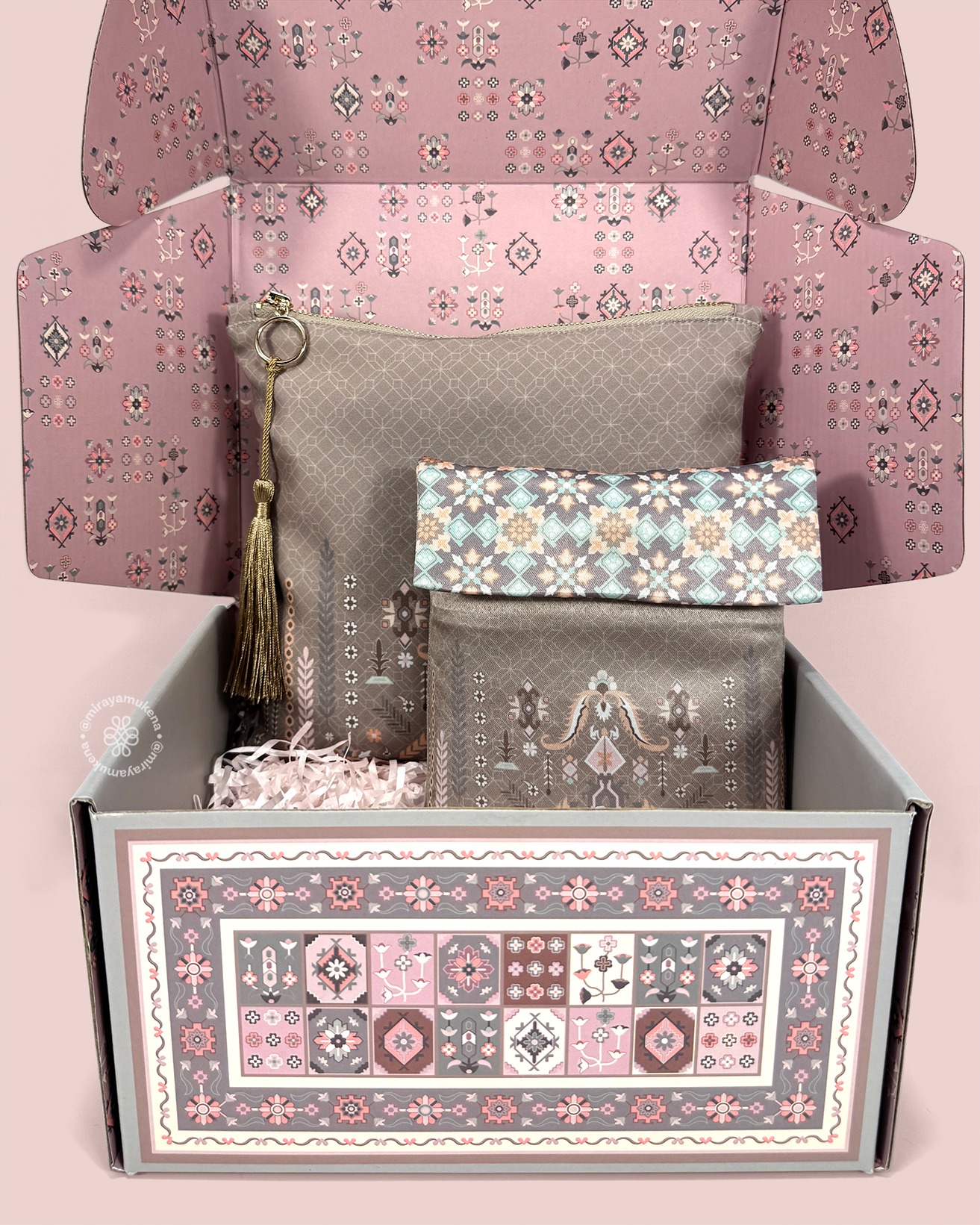 Hampers Mukena Sajadah Miraya Folk Taupe