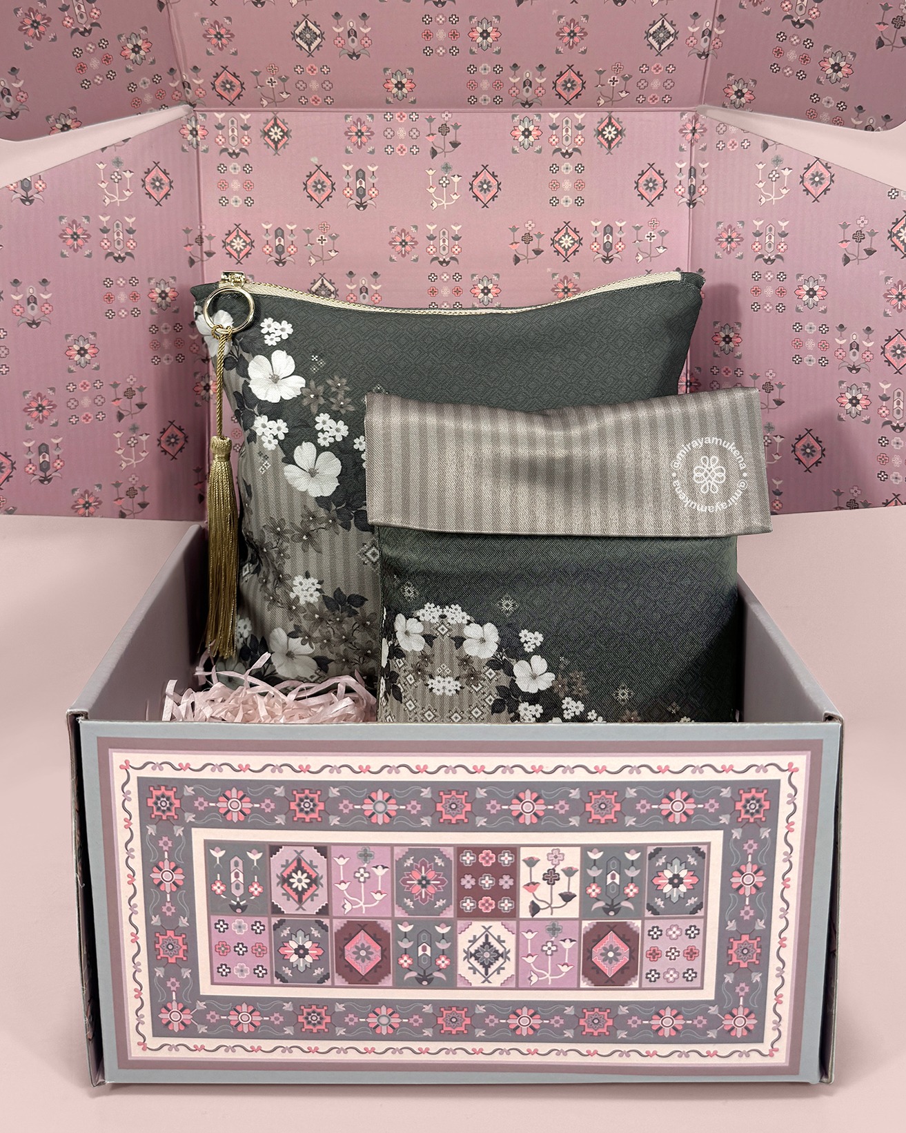 Hampers Mukena Sajadah Miraya Lushmere Forest