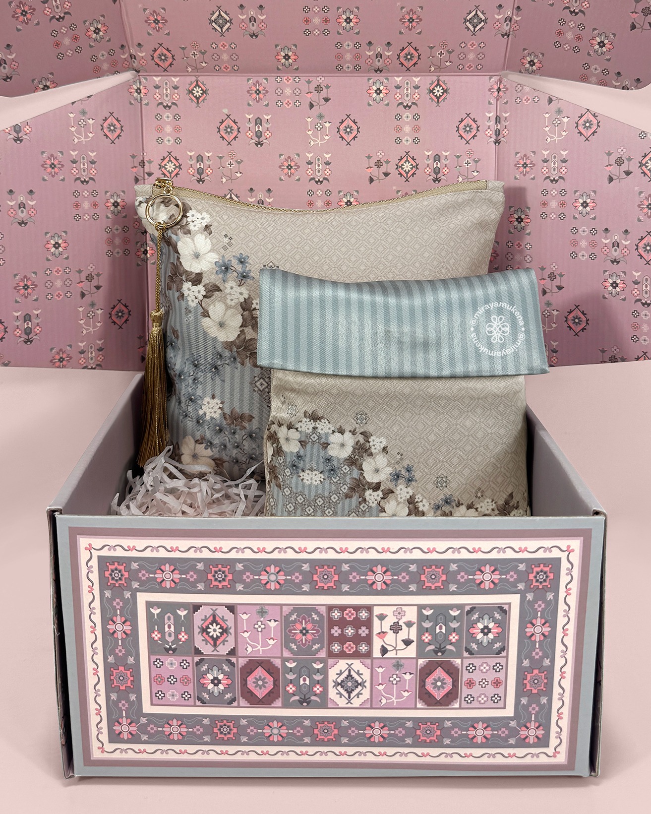 Hampers Mukena Sajadah Miraya Lushmere Oat
