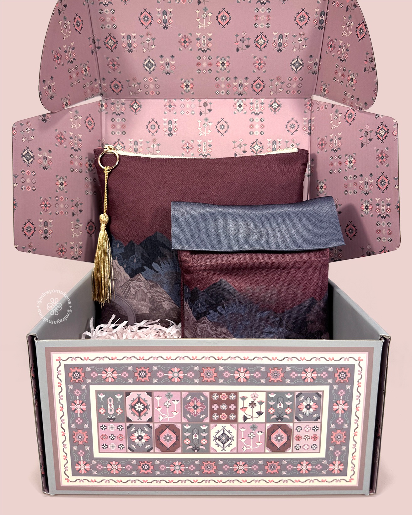 Hampers Mukena Sajadah Miraya Le Marais Bordeaux