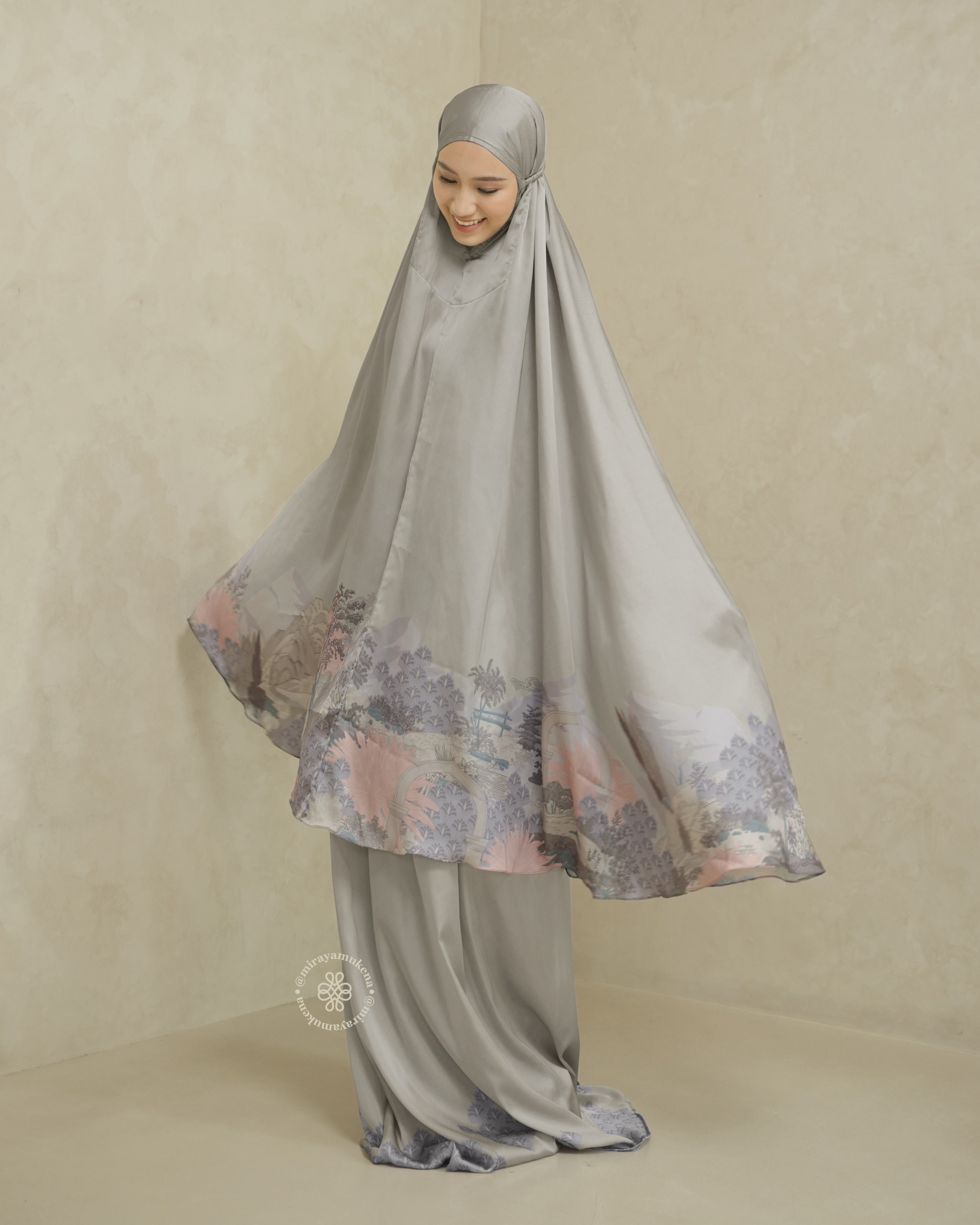 Mukena Travel Printing Miraya Le Marais Silver