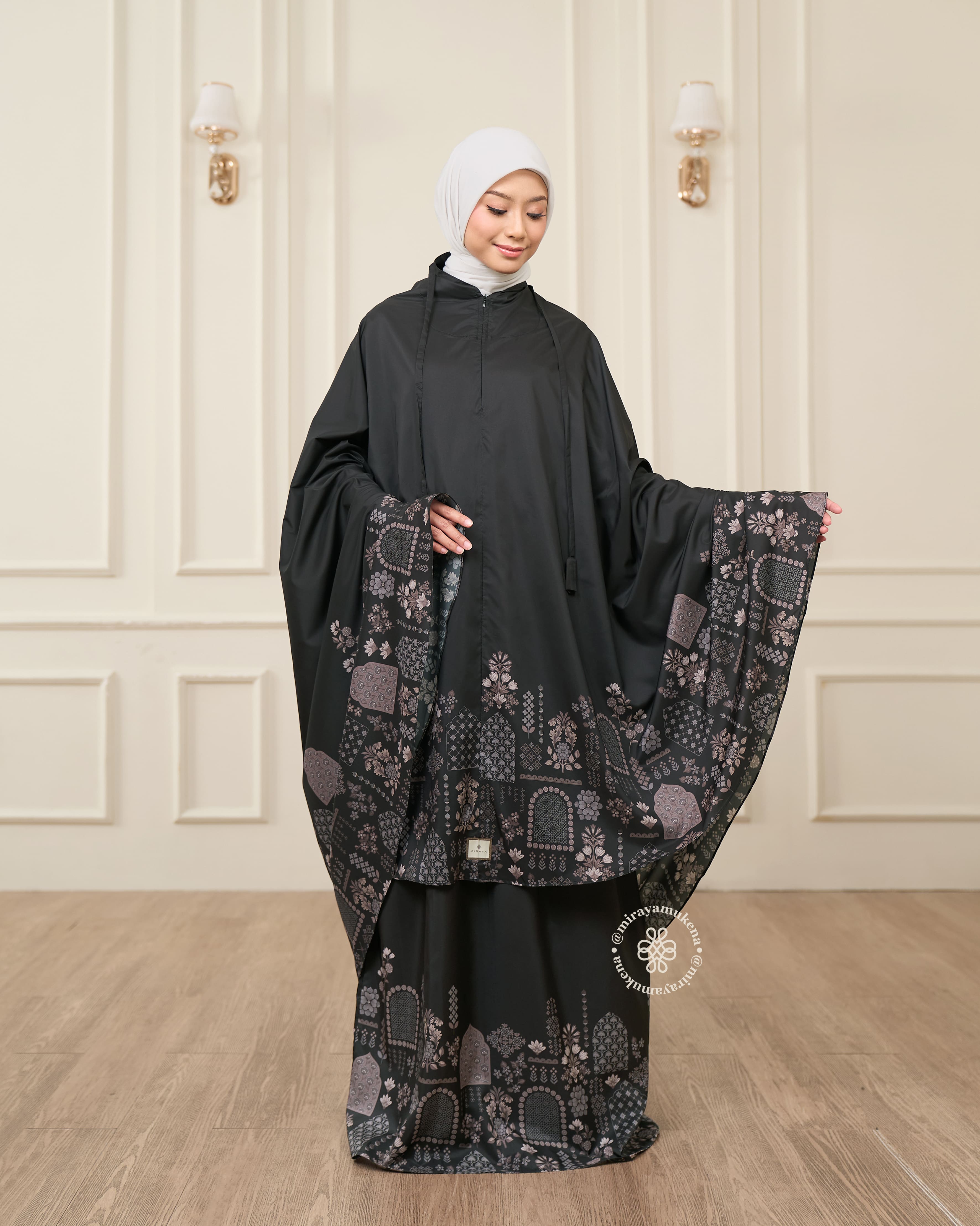 Mukena Serut Printing Miraya Amaryllis Black