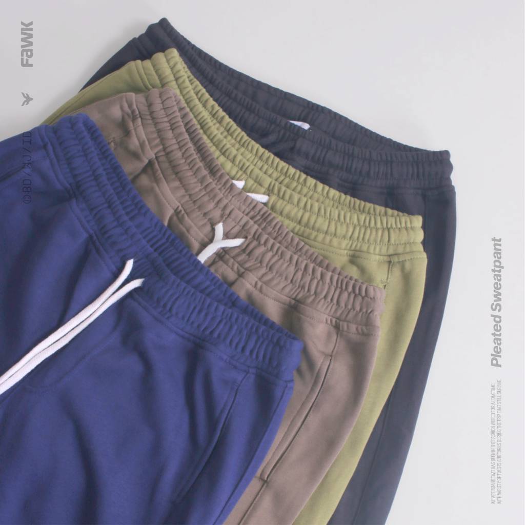 Pleated Sweatpants