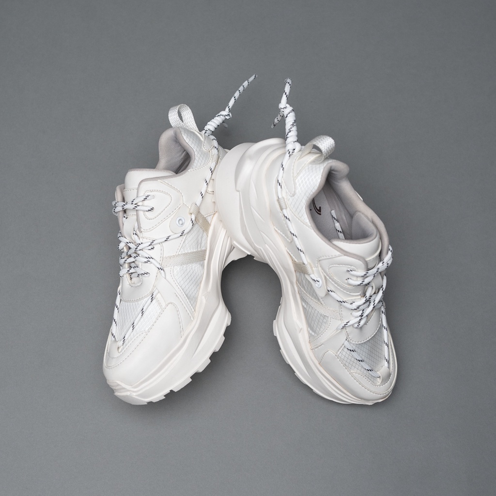 Sepatu Sneakers Wanita Johnson - Sigma White