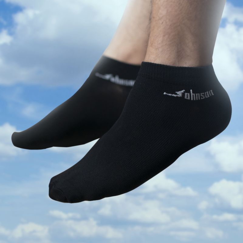 Johnson - Kaos Kaki Pendek Hitam