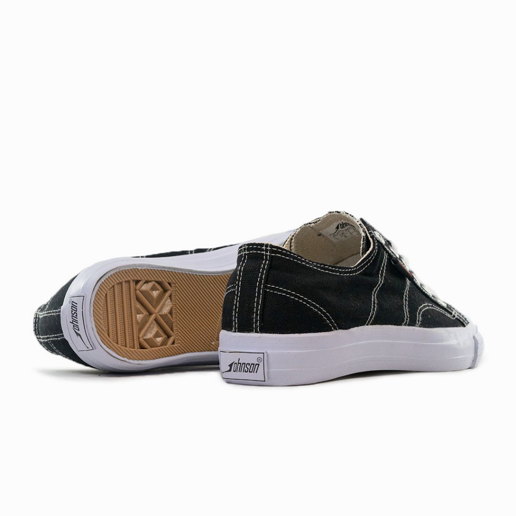 Johnson Classic Lowcut (LC) Black White