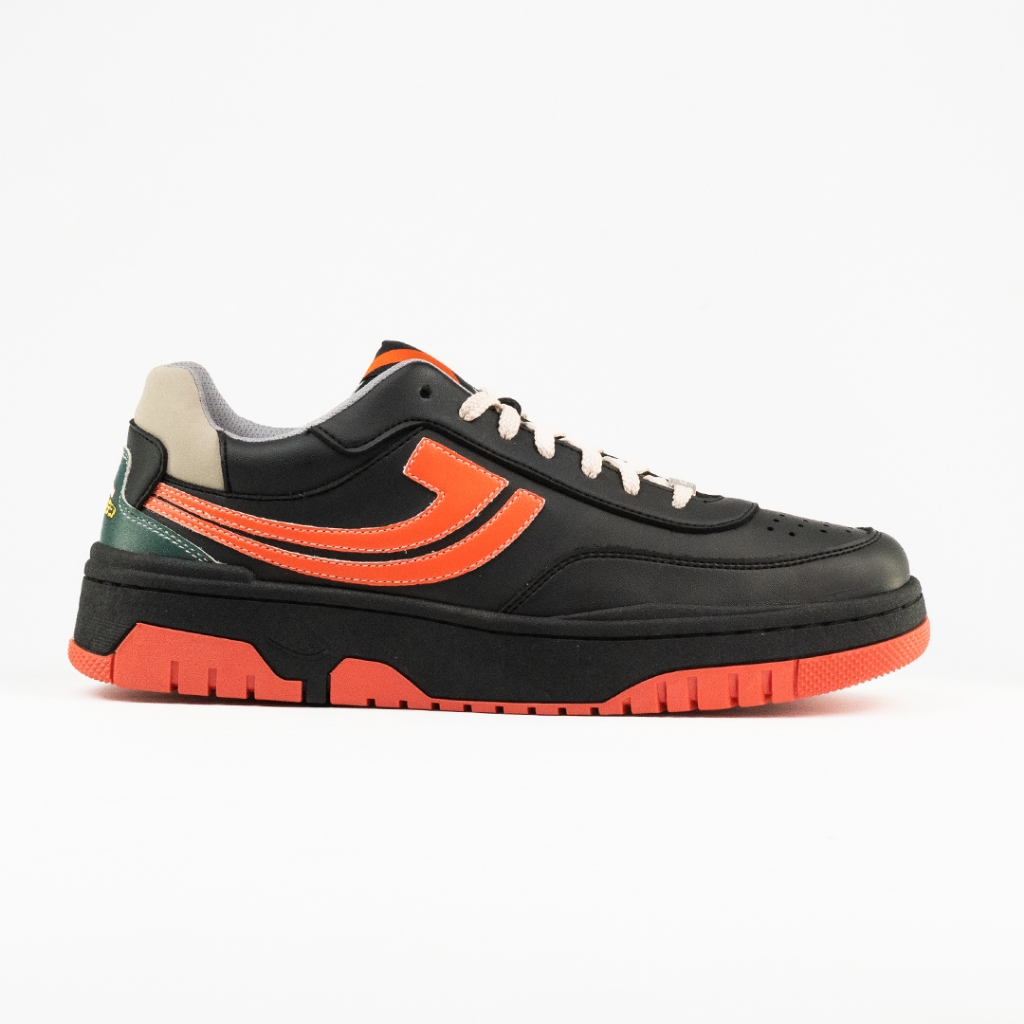 SEPATU SNEAKERS JOHNSON X MY HERO ACADEMIA - BAKUGO