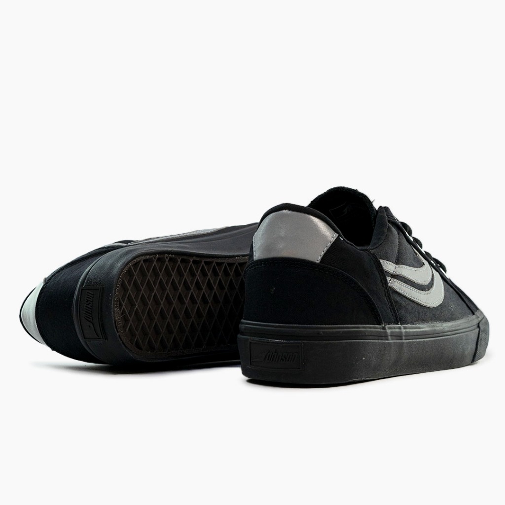 SEPATU SNEAKERS JOHNSON - ORION LOWCUT (LC) ALL BLACK