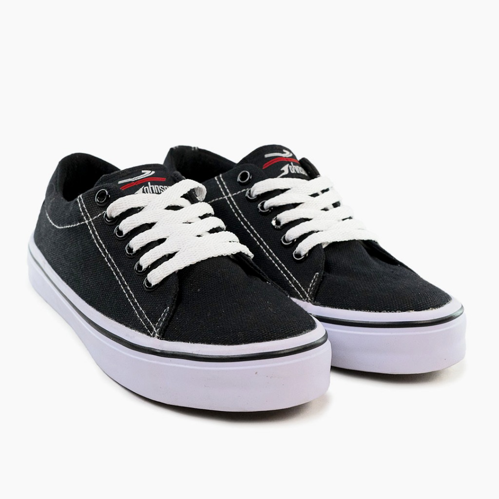 Johnson - Aegis Lowcut (LC) Black White