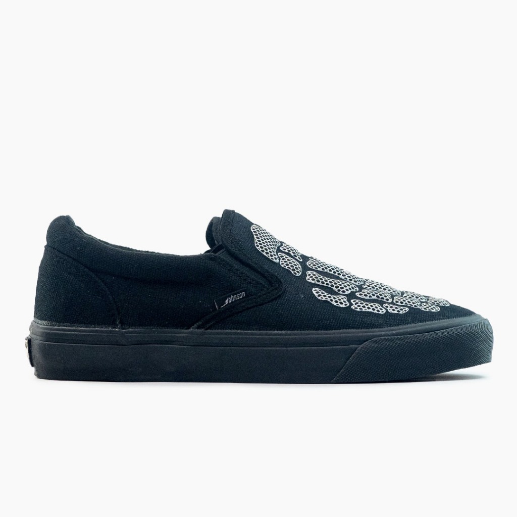 SEPATU SLIP ON JOHNSON - JUPITER X-RAY BLACK
