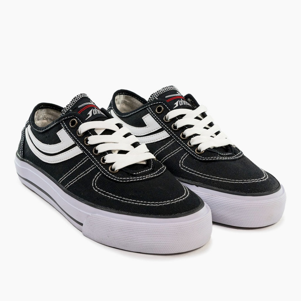 Johnson - Scorpio Lowcut (LC) Black White