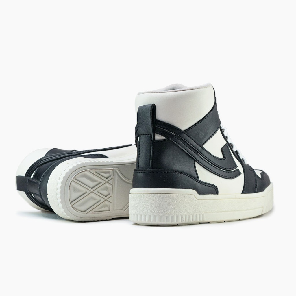 Johnson - Delta Highcut (HC) Black White