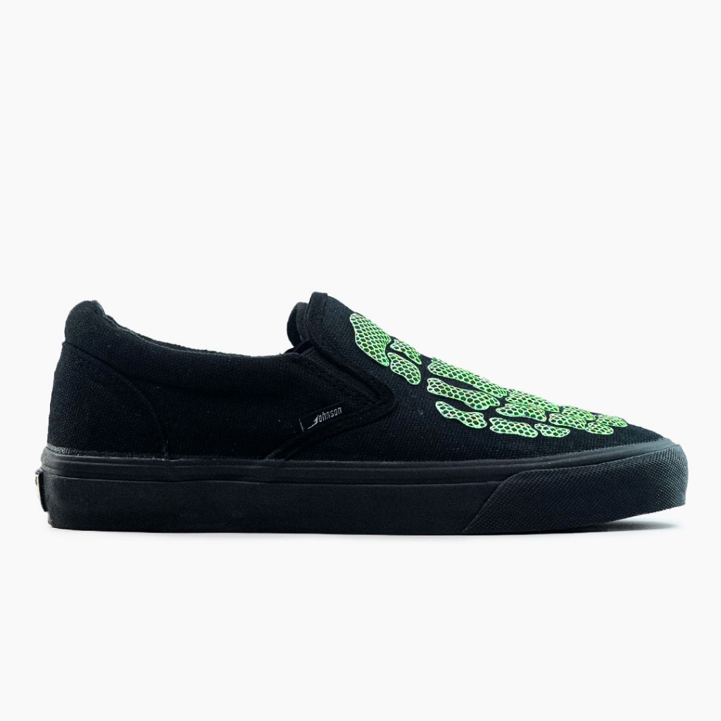 SEPATU SLIP ON JOHNSON - JUPITER X-RAY BLACK