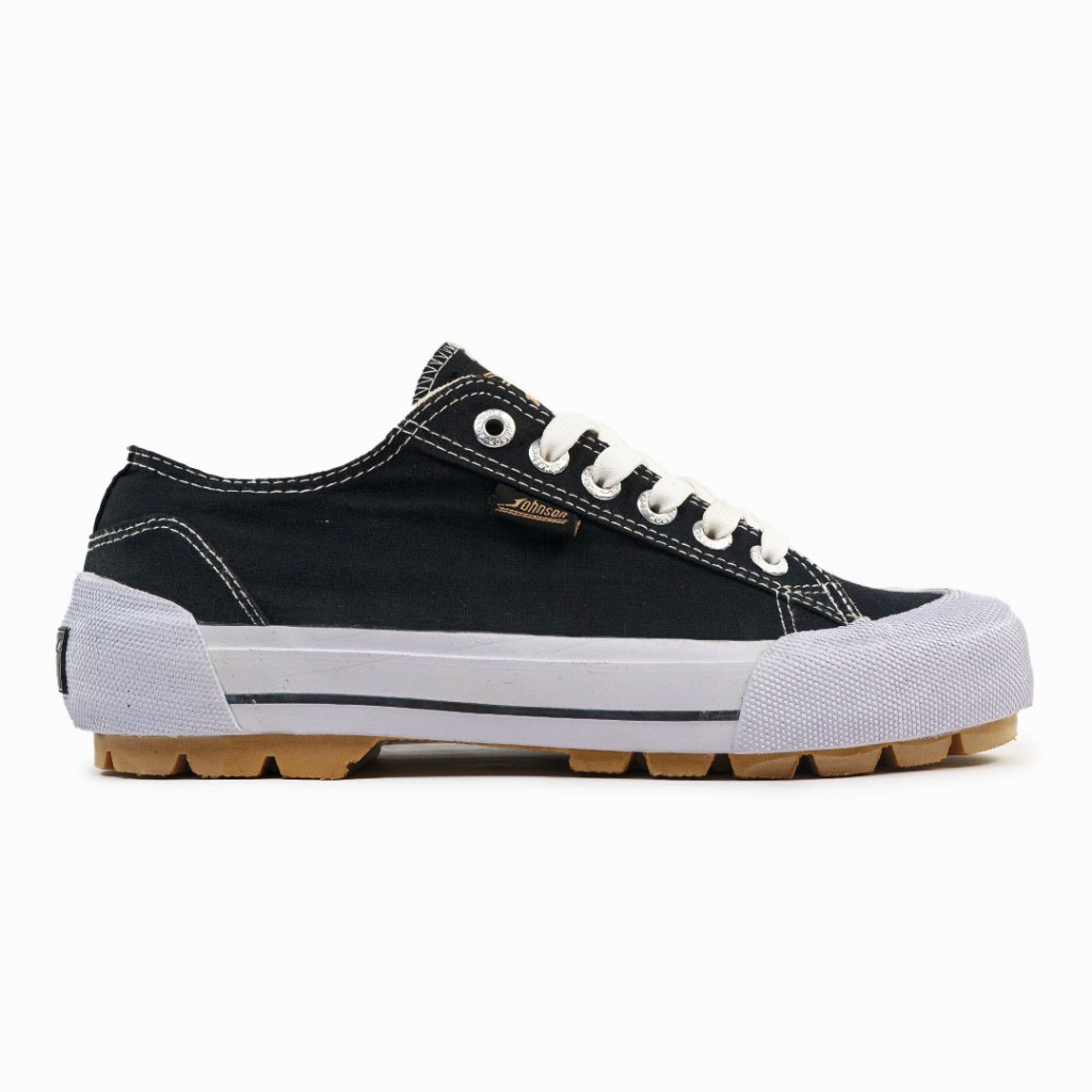 SEPATU SNEAKERS JOHNSON - STAR LOWCUT (LC) BLACK WHITE