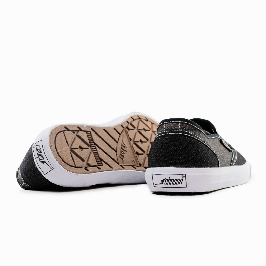 SEPATU SLIP-ON JOHNSON - VENUS BLACK GREY