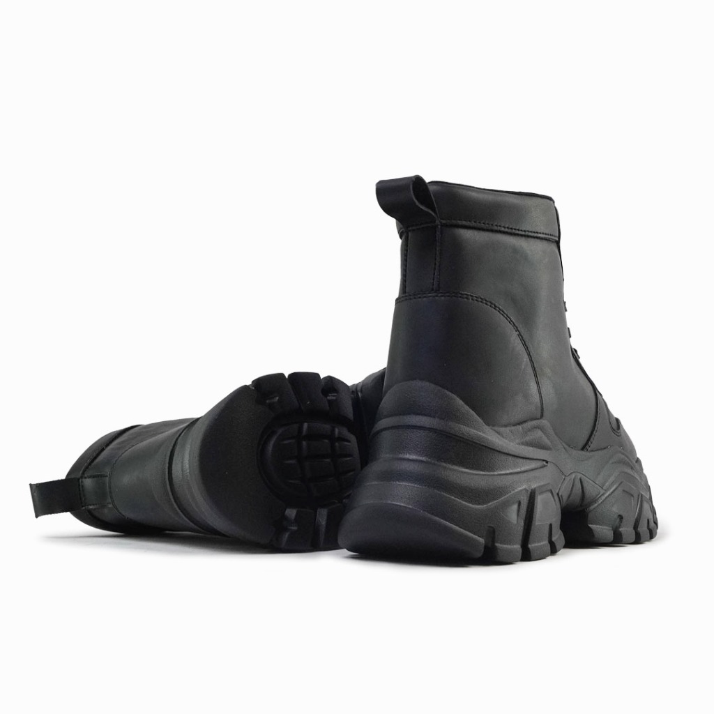 SEPATU SNEAKERS WANITA JOHNSON - ERIS BLACK