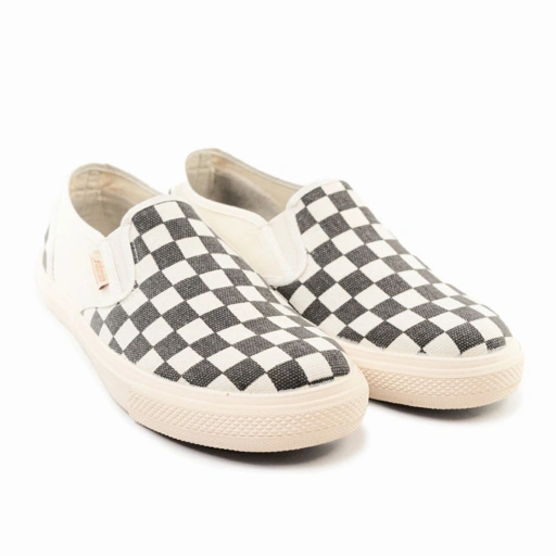 SEPATU SLIP ON JOHNSON - VENUS SQUARE