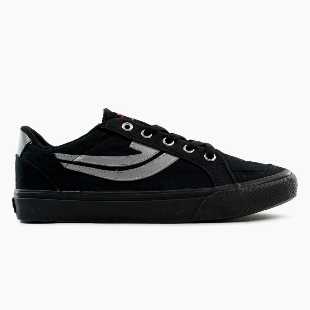 SEPATU SNEAKERS JOHNSON - ORION LOWCUT (LC) ALL BLACK