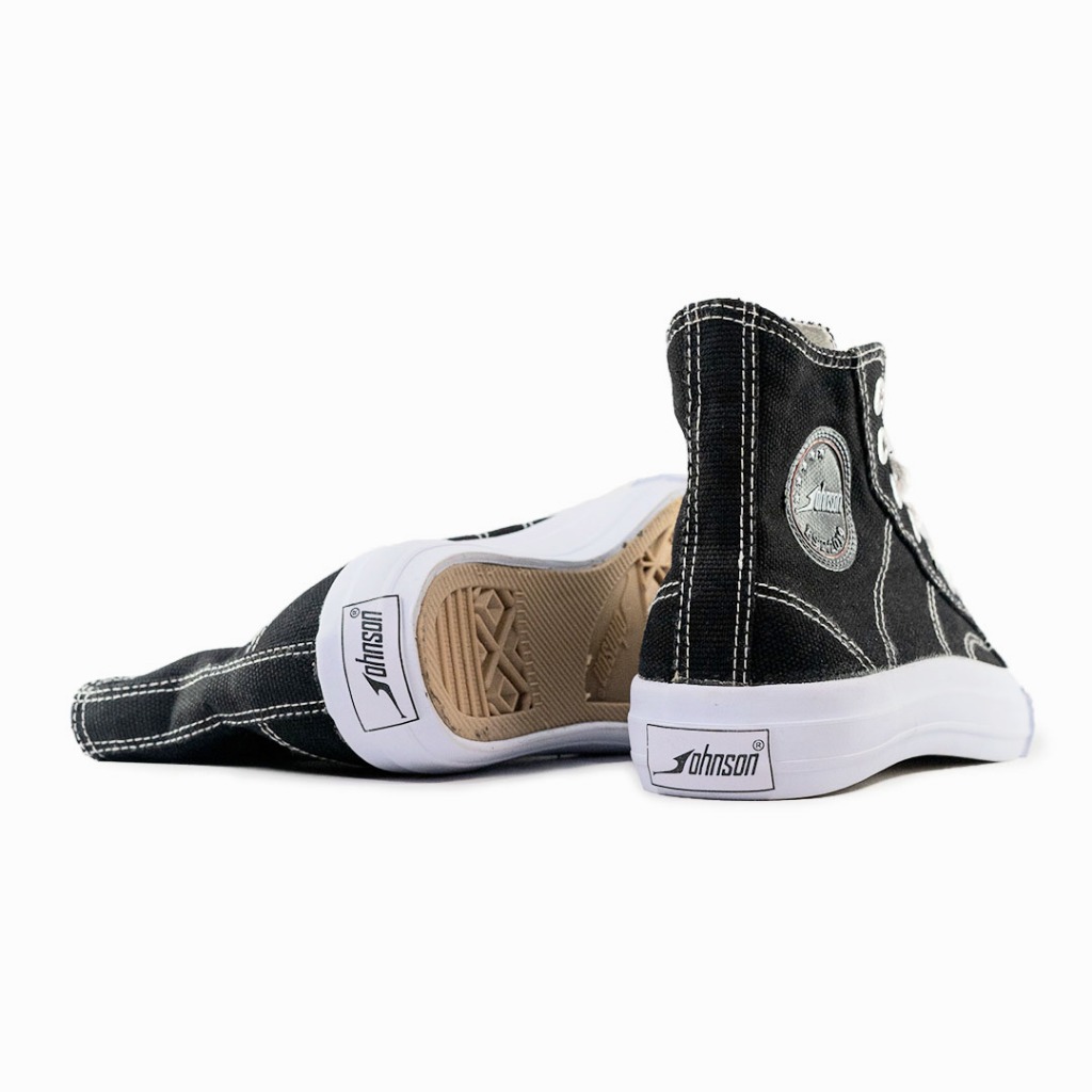 Johnson Classic HighCut (HC) Black White