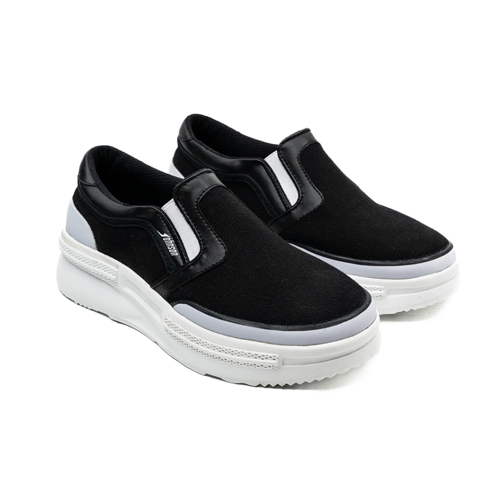 SEPATU SLIP ON JOHNSON - SPARK BLACK WHITE