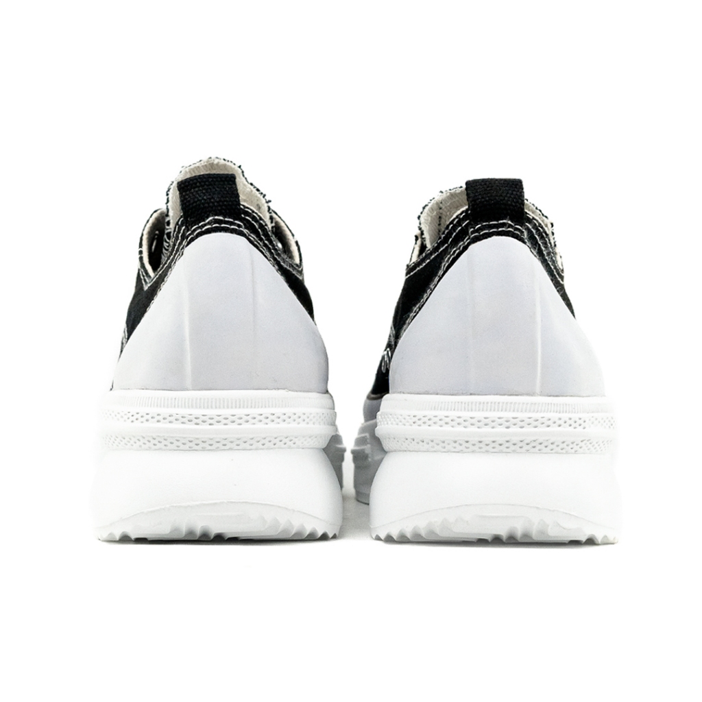 SEPATU SNEAKERS WANITA JOHNSON - CLOUD LC (LOWCUT) BLACK WHITE