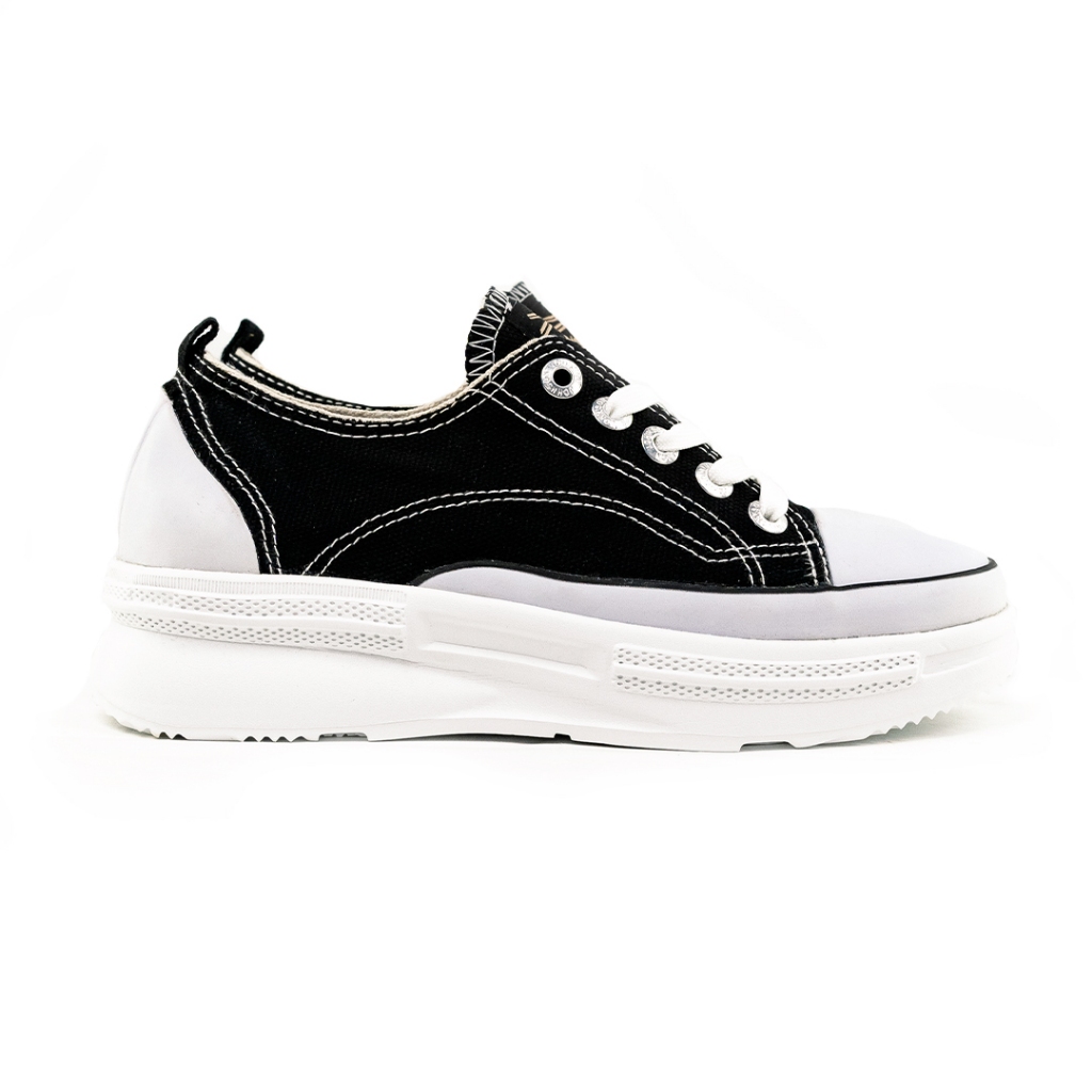 SEPATU SNEAKERS WANITA JOHNSON - CLOUD LC (LOWCUT) BLACK WHITE