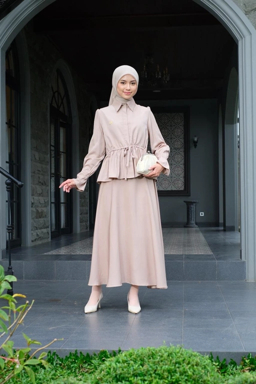 Image of ALANA SET ANINDYASCARF 