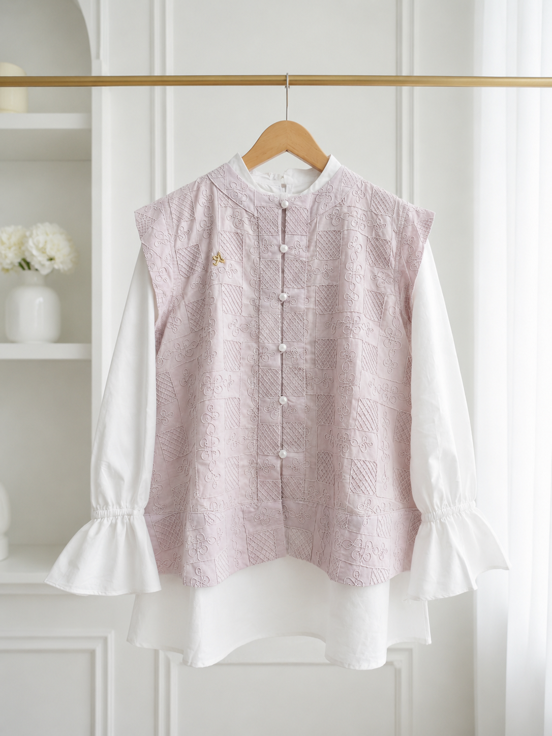 LAVENA BLOUSE ANINDYASCARF