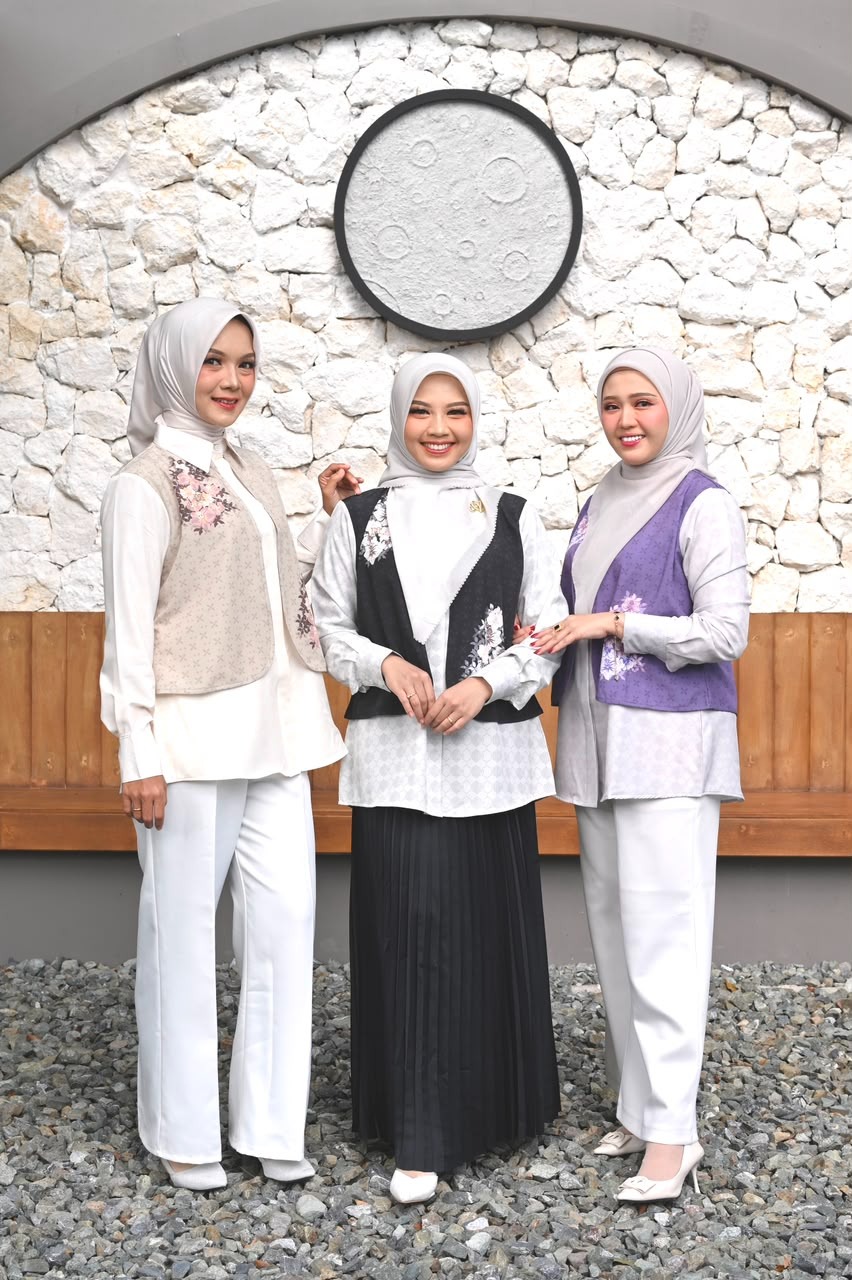 KANIA BLOUSE DYA BY D