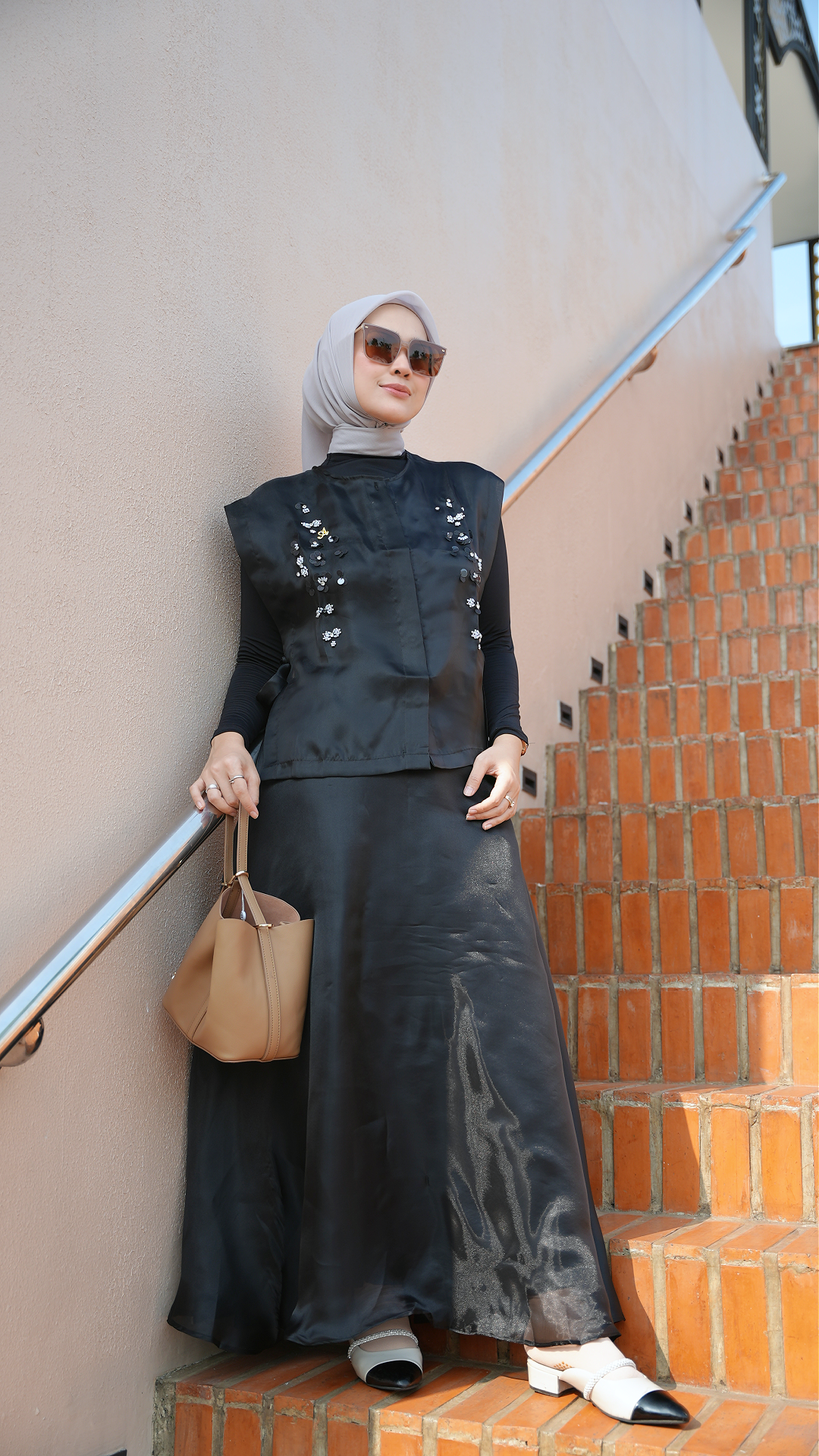 VAHIRA SET ANINDYASCARF 