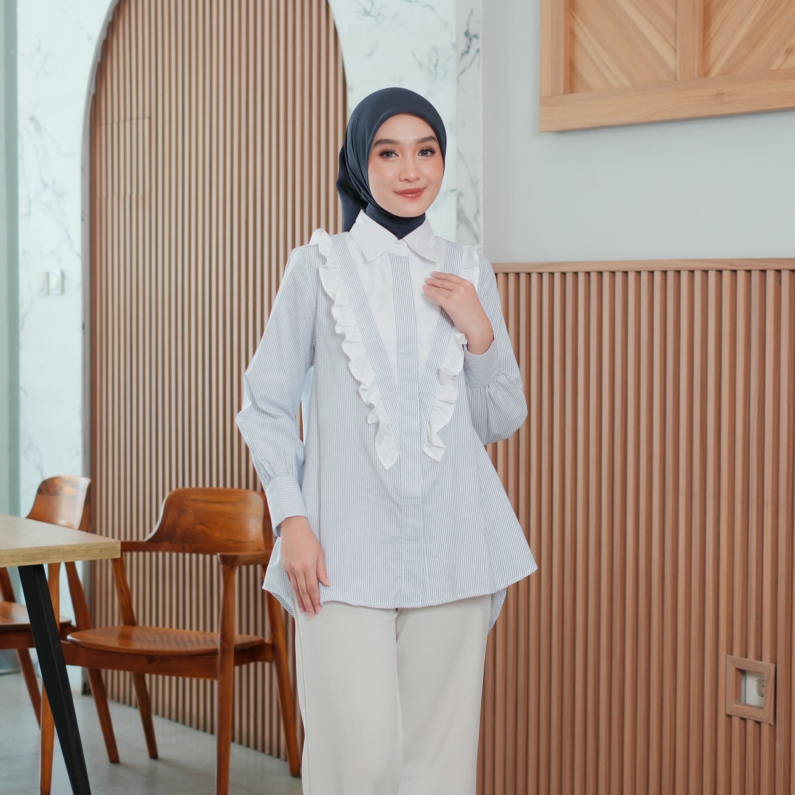 OFELIA BLOUSE ANINDYASCARF 